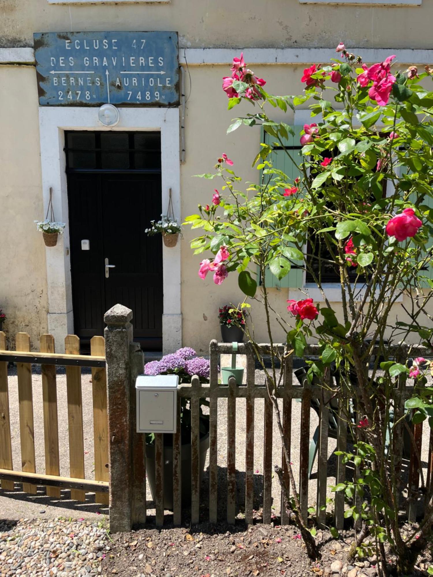 Gite Le Coup De Pompe Ecluse 47 Meilhan-sur-Garonne Exterior photo